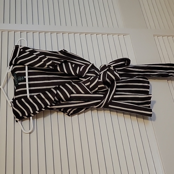 Sleeveless blouse - Picture 1 of 3